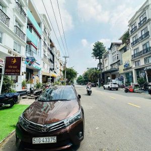 Bán Nhà Đất Quận 7 – Nhà Phố Nam Long, Đường Số 10 – Diện Tích Lớn, Có Thang Máy