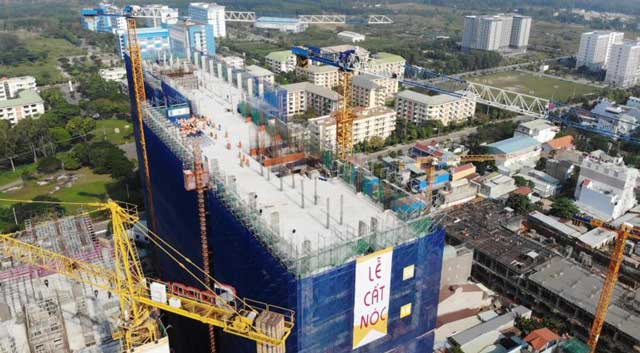 bcons suối tiên cất nóc